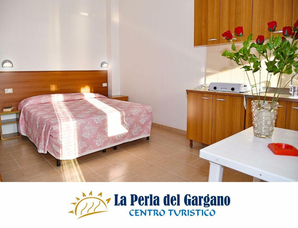 ホテル Centro Turistico La Perla Del Gargano フォチェ・ヴァラーノ エクステリア 写真