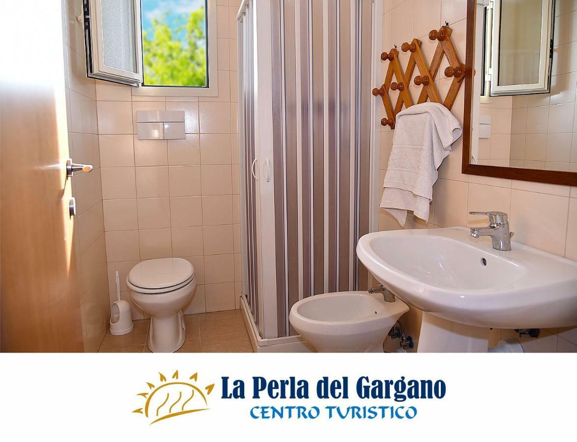 ホテル Centro Turistico La Perla Del Gargano フォチェ・ヴァラーノ エクステリア 写真