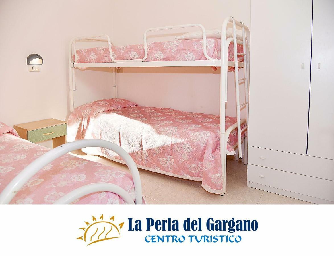 ホテル Centro Turistico La Perla Del Gargano フォチェ・ヴァラーノ エクステリア 写真